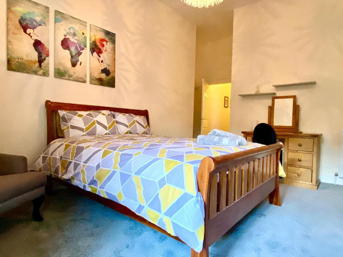 Serviced Accommodation Moray Lesmurdie House, Elgin - Free Parking, Free Wifi מראה חיצוני תמונה