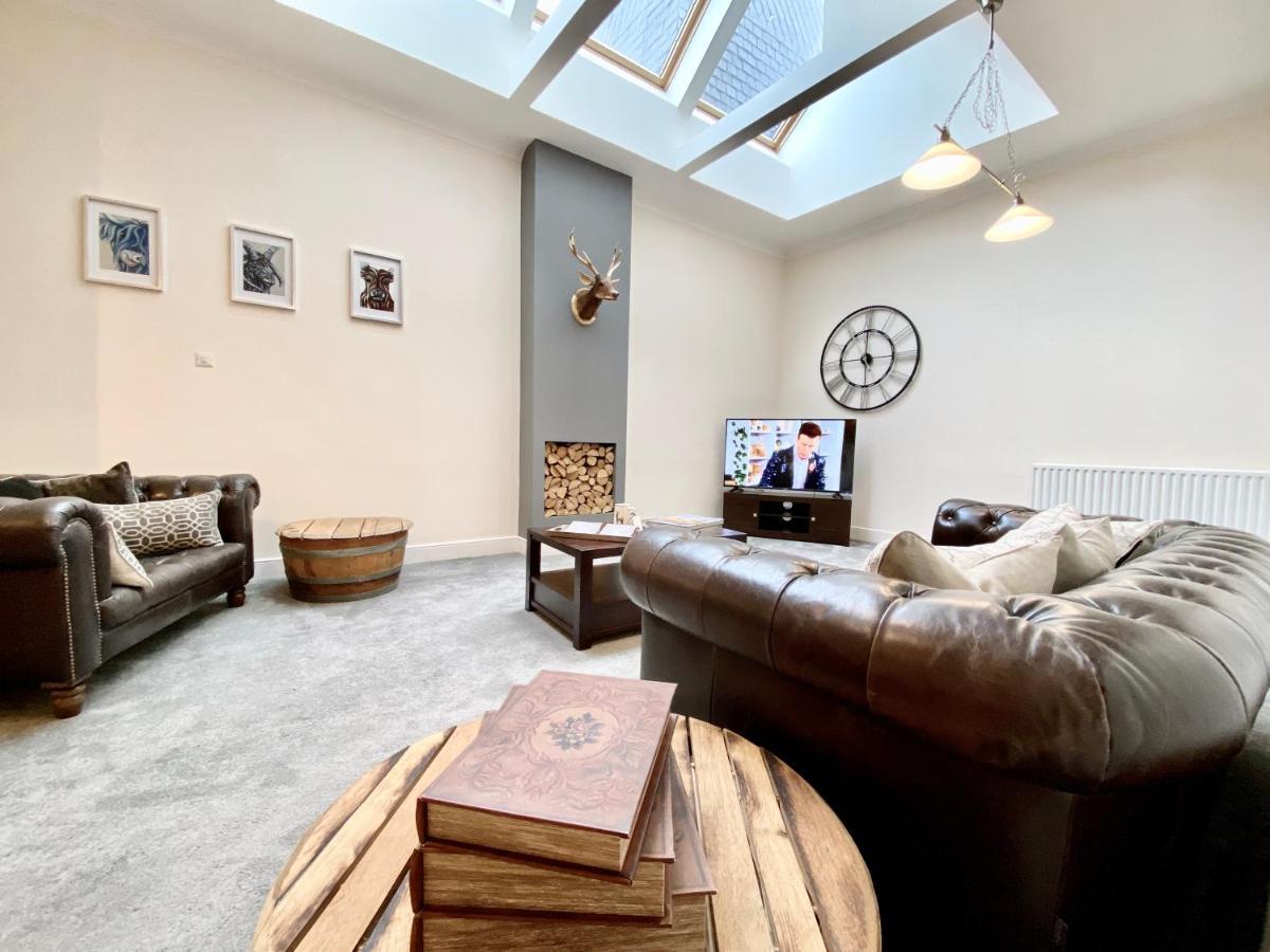 Serviced Accommodation Moray Lesmurdie House, Elgin - Free Parking, Free Wifi מראה חיצוני תמונה