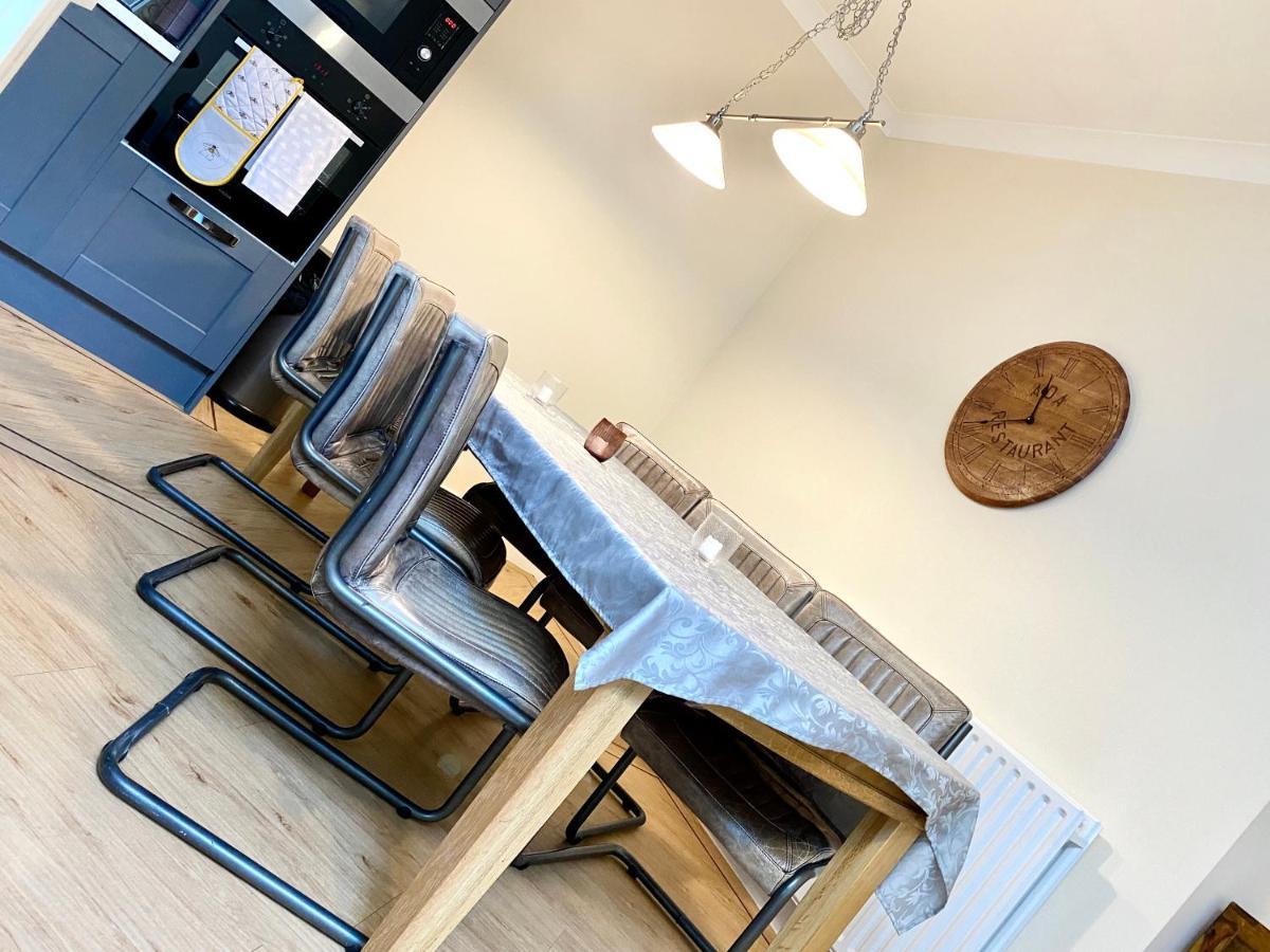 Serviced Accommodation Moray Lesmurdie House, Elgin - Free Parking, Free Wifi מראה חיצוני תמונה