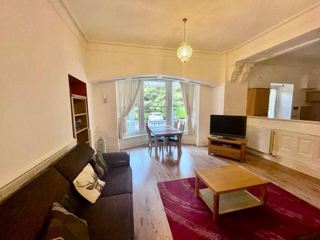 Serviced Accommodation Moray Lesmurdie House, Elgin - Free Parking, Free Wifi מראה חיצוני תמונה